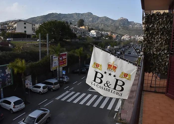 La Casa Di Luigi Bed & Breakfast 3*