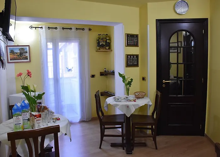 La Casa Di Luigi Bed & Breakfast 3*