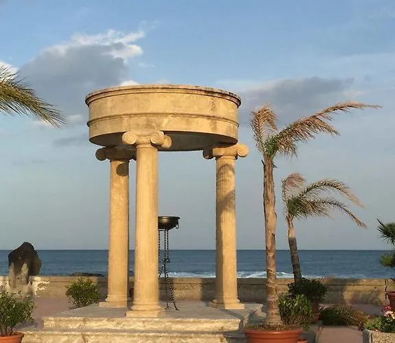 La Casa Di Luigi Bed & Breakfast Giardini Naxos